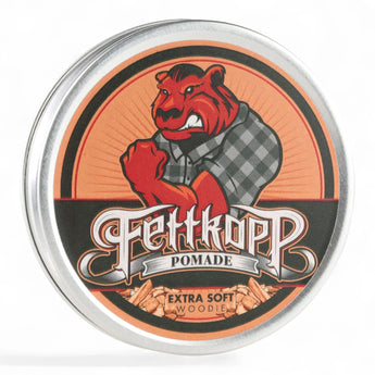 Produktbild von Fettkopp Pomade Extra Soft Woodie auf weißem Hintergrund