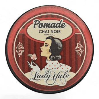 Produktbild von Fettkopp Pomade Lady Yule Chat Noir 51g auf weißem Hintergrund
