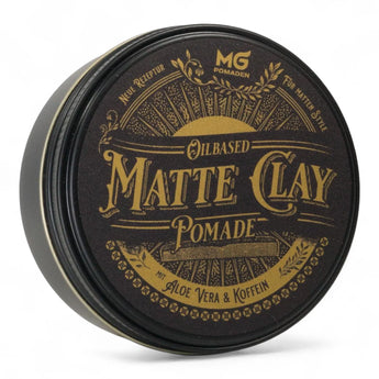 Produktbild von MG Pomaden Oilbased Matte Clay Pomade 110ml auf weißem Hintergrund