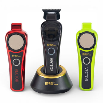 Schwarzer MRD Pro Vector Trimmer mit roten und neongrünen Wechselgehäusen