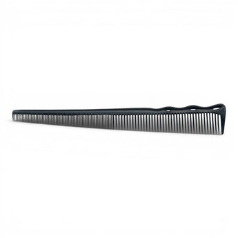 Phullcutz Y.S. Park Flex Carbon Schneidekamm Nr. 254, schwarzer Carbon-Kamm mit konischen Zähnen und flexiblem Rücken.