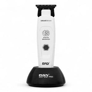 Phullcutz MRD Pro GMT-90-4 Smart Brain Trimmer in Weiß mit schwarzer Ladestation und Zero-Gap-Klinge