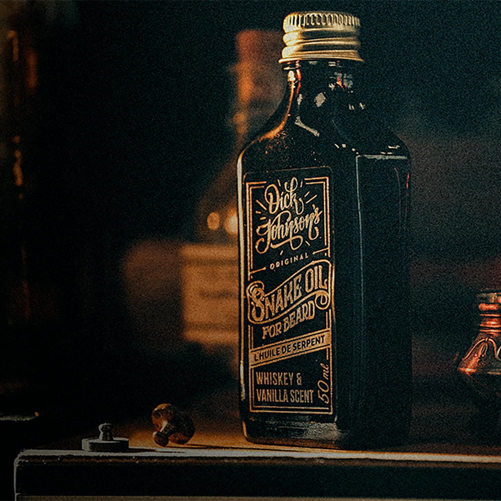 Dick Johnson Snake Oil Bartöl mit Whiskey und Vanille Duft in einer 50-ml-Flasche, erhältlich bei Phullcutz.